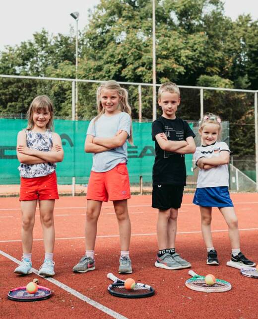Tennistraining bei der SGT Baunatal